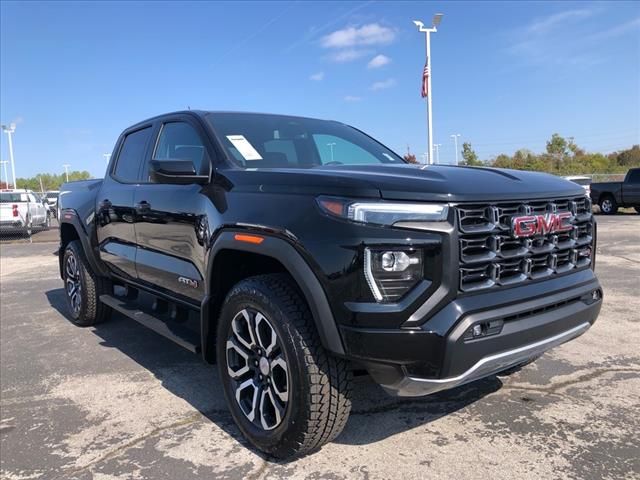 2024 GMC Canyon 4WD AT4