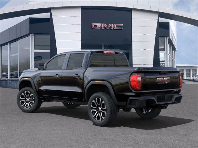 2024 GMC Canyon 4WD AT4