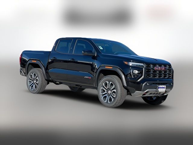 2024 GMC Canyon 4WD AT4