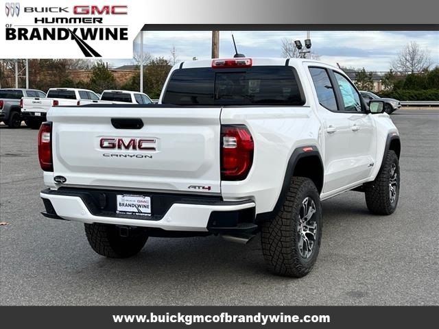 2024 GMC Canyon 4WD AT4