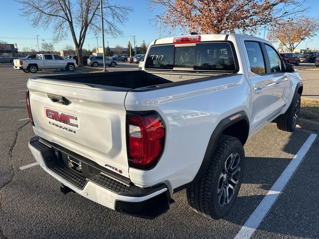 2024 GMC Canyon 4WD AT4