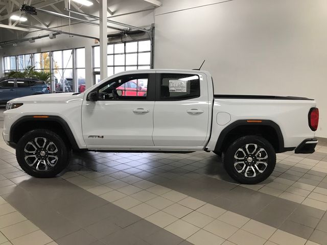 2024 GMC Canyon 4WD AT4