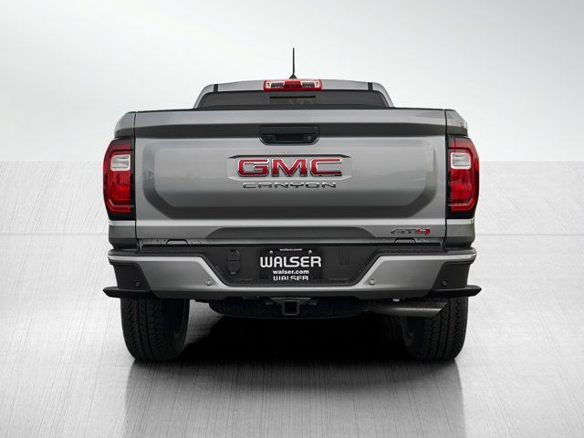 2024 GMC Canyon 4WD AT4