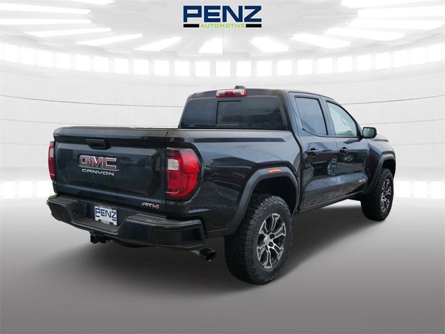 2024 GMC Canyon 4WD AT4