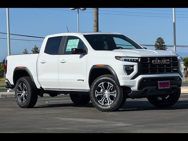 2024 GMC Canyon 4WD AT4