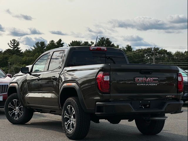 2024 GMC Canyon 4WD AT4