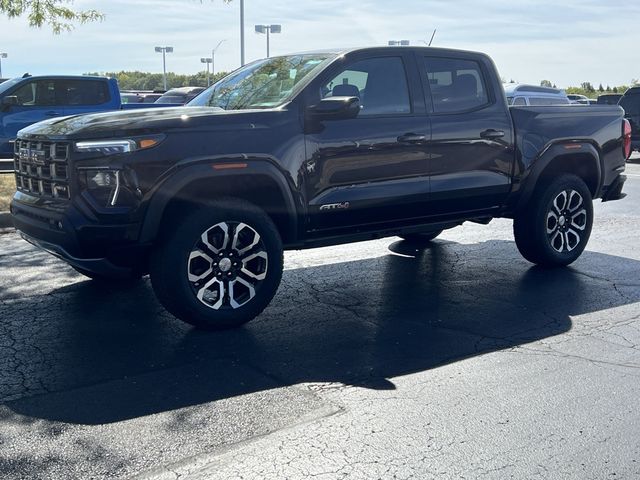 2024 GMC Canyon 4WD AT4