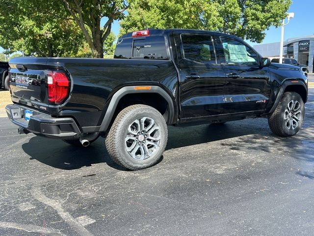 2024 GMC Canyon 4WD AT4