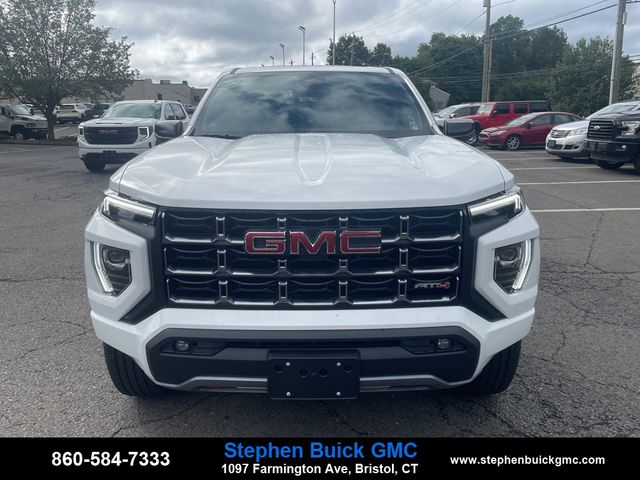 2024 GMC Canyon 4WD AT4