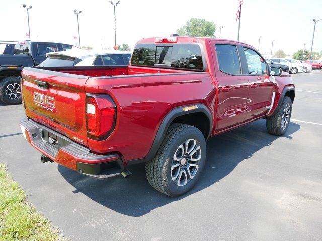 2024 GMC Canyon 4WD AT4