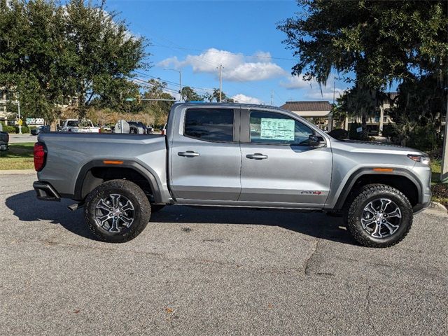 2024 GMC Canyon 4WD AT4