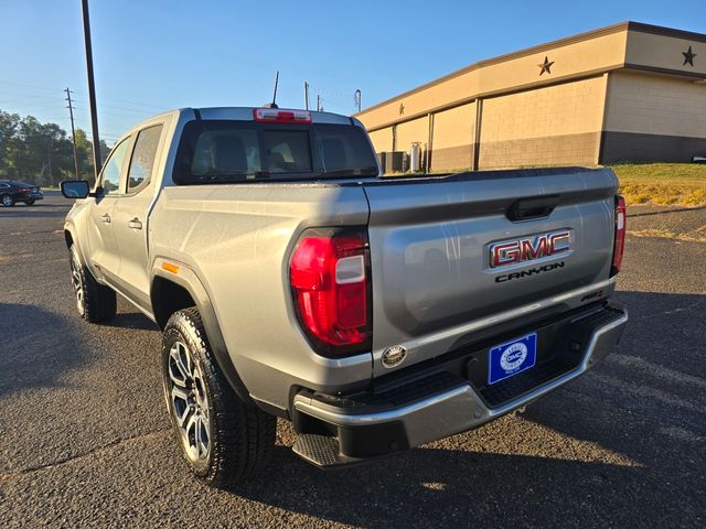 2024 GMC Canyon 4WD AT4