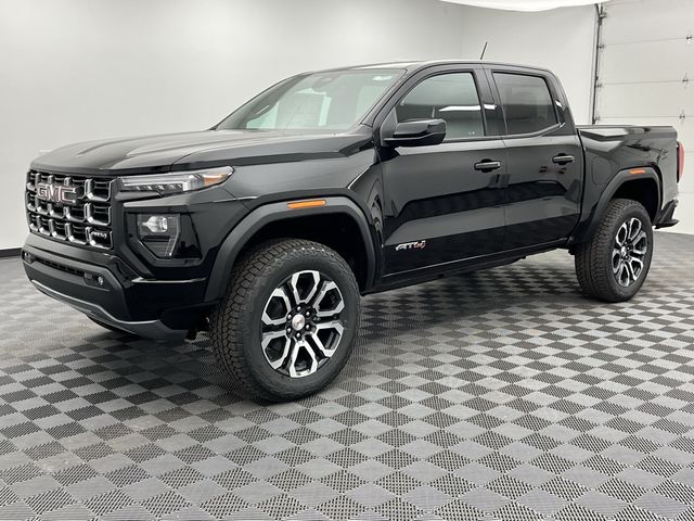 2024 GMC Canyon 4WD AT4