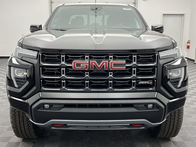 2024 GMC Canyon 4WD AT4