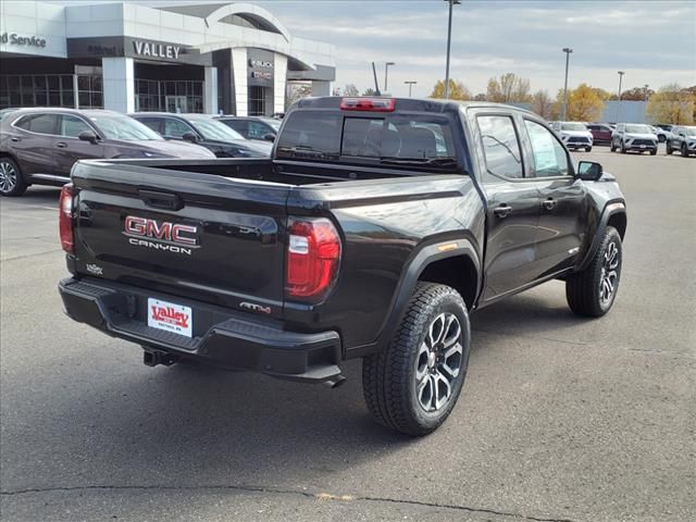 2024 GMC Canyon 4WD AT4