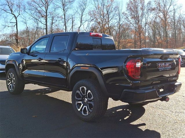 2024 GMC Canyon 4WD AT4