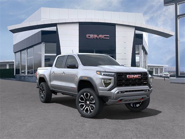 2024 GMC Canyon 4WD AT4