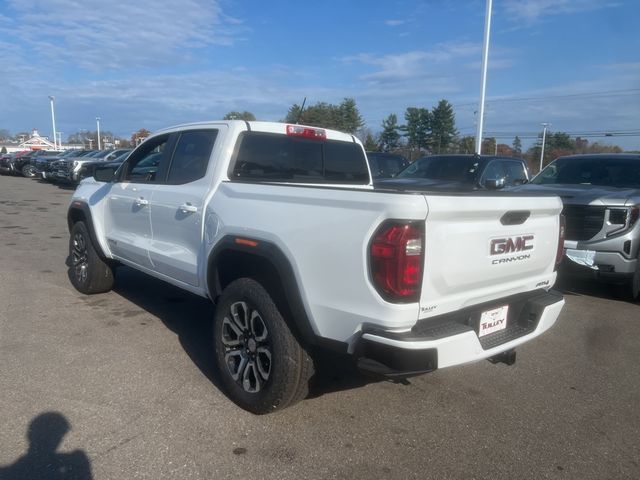 2024 GMC Canyon 4WD AT4