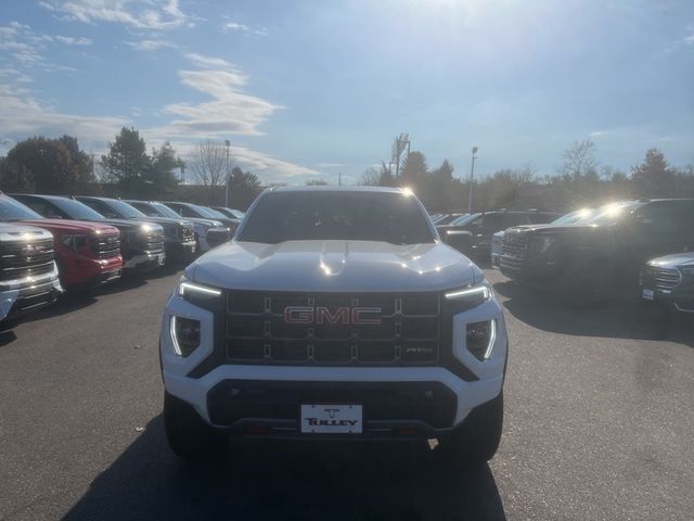 2024 GMC Canyon 4WD AT4