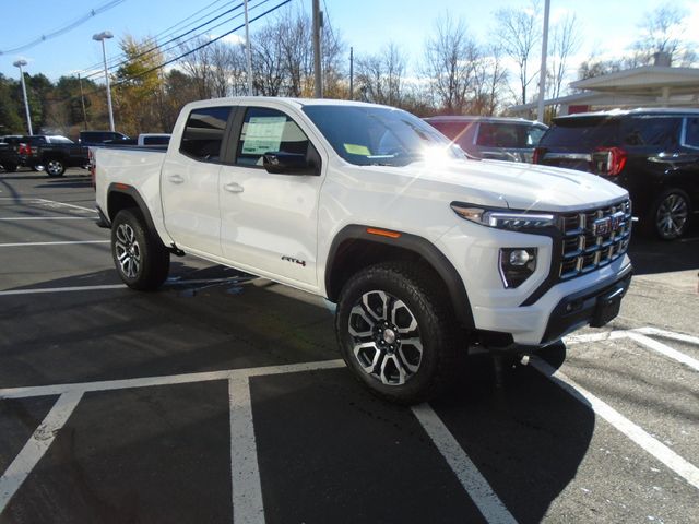 2024 GMC Canyon 4WD AT4