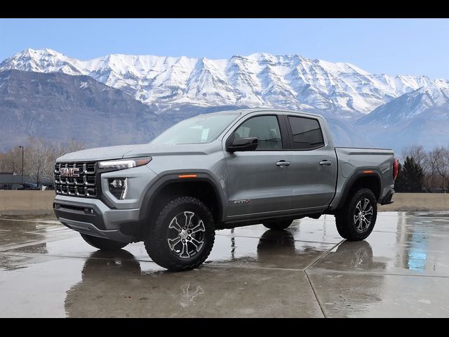 2024 GMC Canyon 4WD AT4