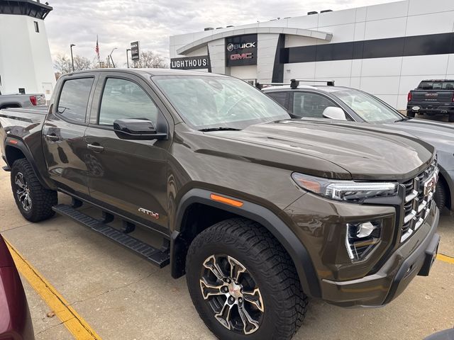 2024 GMC Canyon 4WD AT4