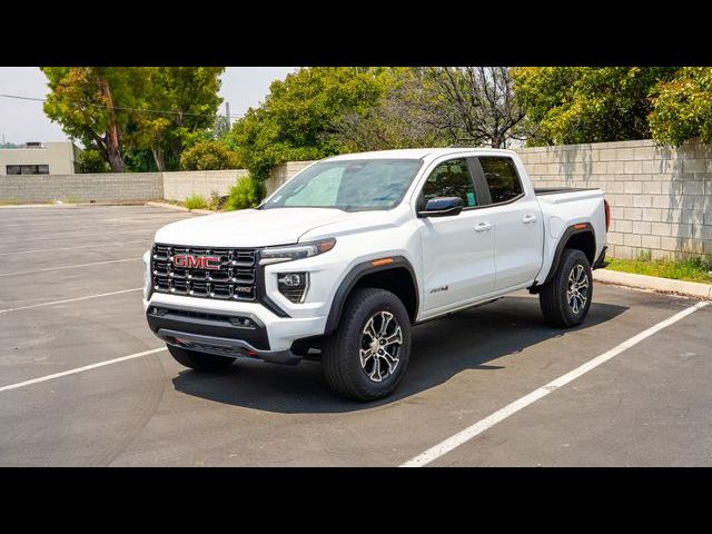 2024 GMC Canyon 4WD AT4