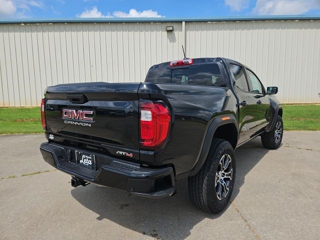 2024 GMC Canyon 4WD AT4