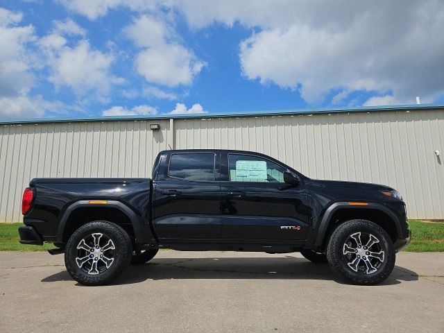 2024 GMC Canyon 4WD AT4