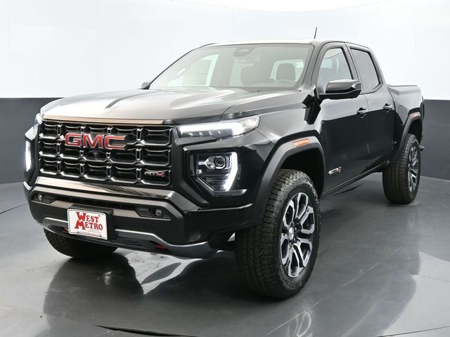 2024 GMC Canyon 4WD AT4