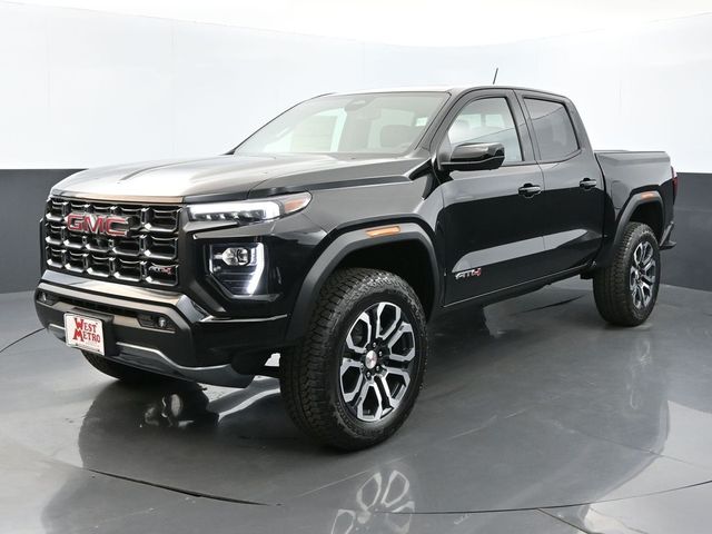 2024 GMC Canyon 4WD AT4