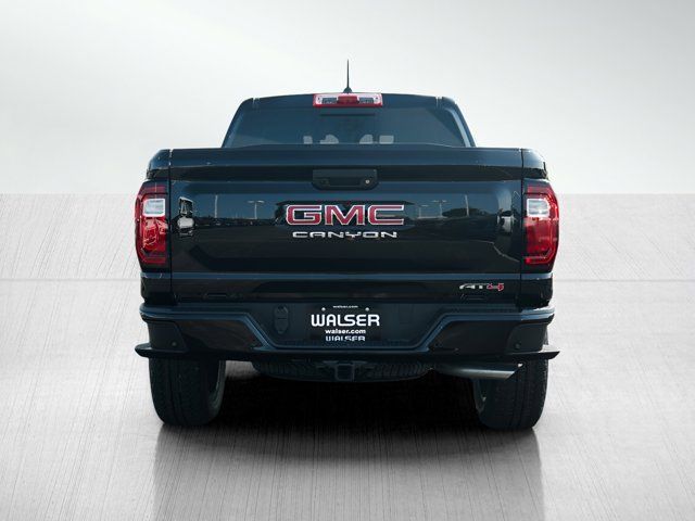 2024 GMC Canyon 4WD AT4