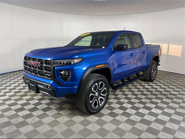 2024 GMC Canyon 4WD AT4