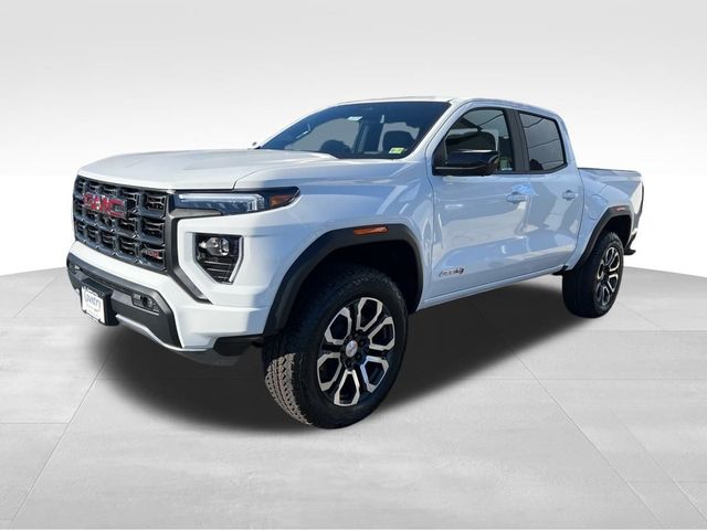 2024 GMC Canyon 4WD AT4