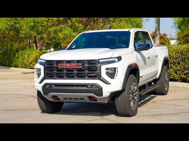 2024 GMC Canyon 4WD AT4