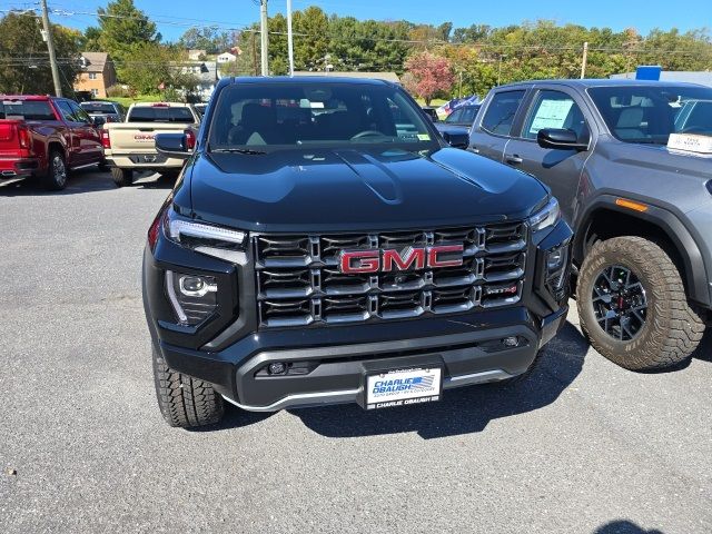 2024 GMC Canyon 4WD AT4