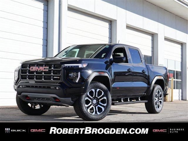 2024 GMC Canyon 4WD AT4