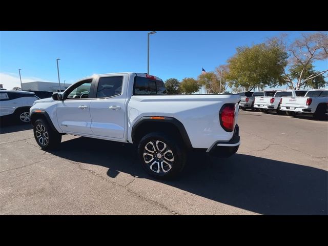 2024 GMC Canyon 4WD AT4