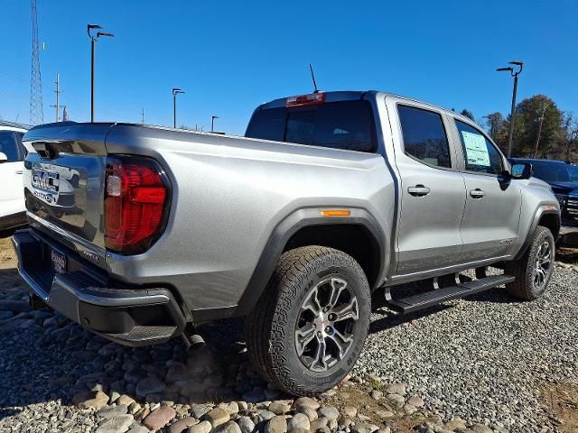 2024 GMC Canyon 4WD AT4