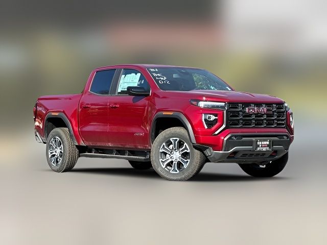 2024 GMC Canyon 4WD AT4