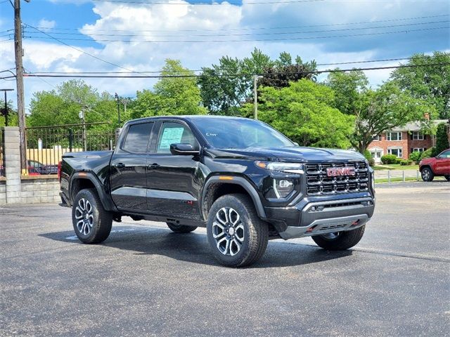 2024 GMC Canyon 4WD AT4