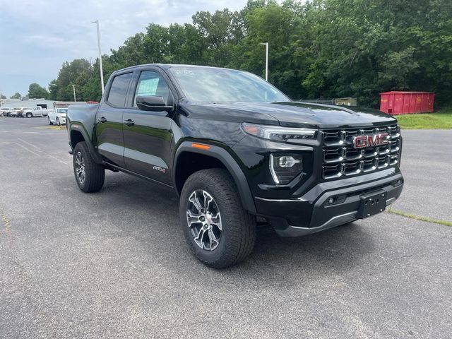 2024 GMC Canyon 4WD AT4