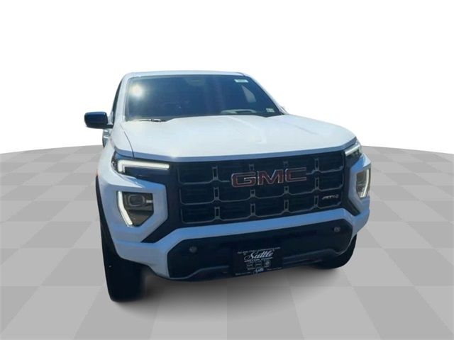 2024 GMC Canyon 4WD AT4