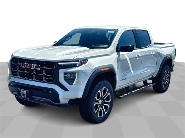 2024 GMC Canyon 4WD AT4