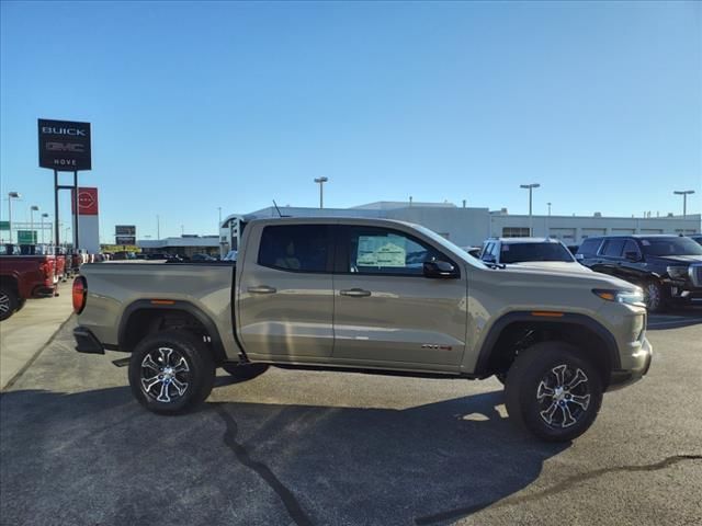 2024 GMC Canyon 4WD AT4