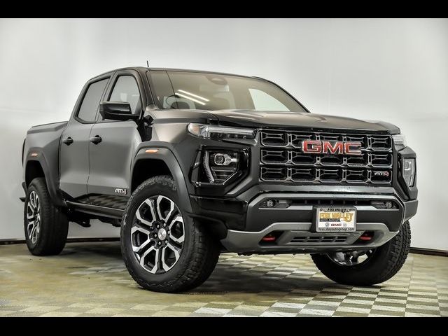 2024 GMC Canyon 4WD AT4