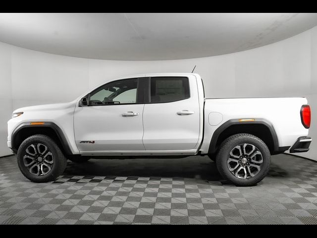 2024 GMC Canyon 4WD AT4