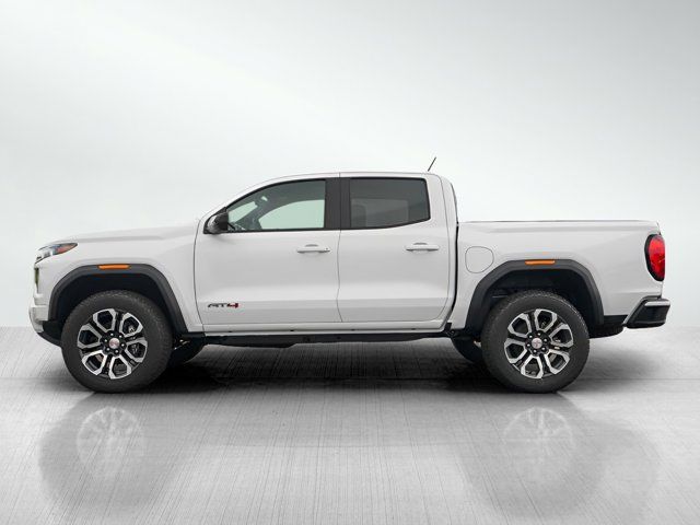 2024 GMC Canyon 4WD AT4