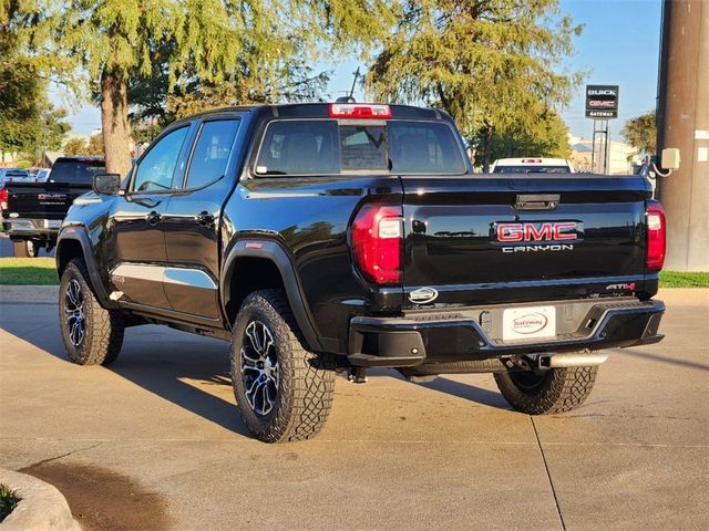 2024 GMC Canyon 4WD AT4