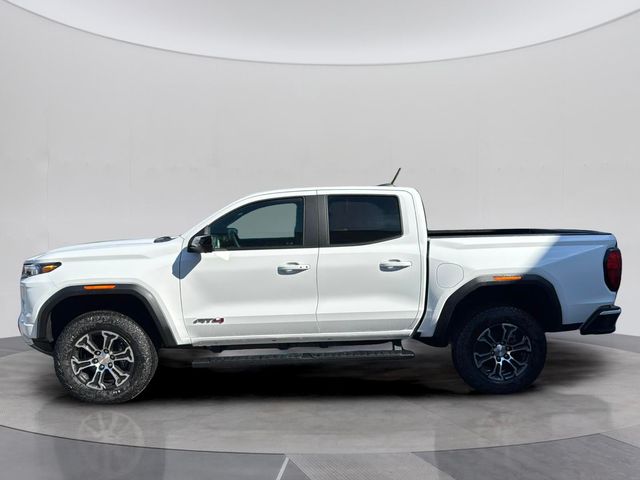 2024 GMC Canyon 4WD AT4